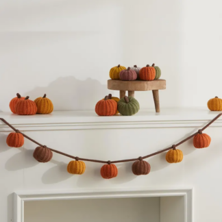 Knit Pumpkin Garland – Cozy Fall Decor Banner