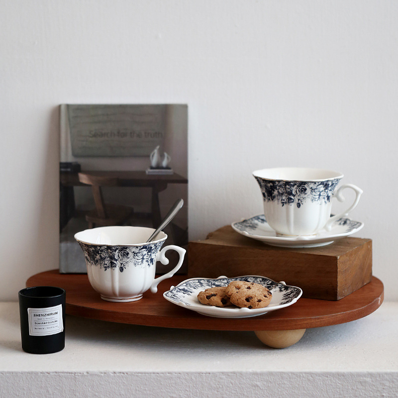 Elegant Nordic Blue & White Porcelain Coffee Mug with Gold Rim - Image 3