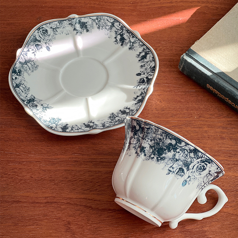 Elegant Nordic Blue & White Porcelain Coffee Mug with Gold Rim - Image 5