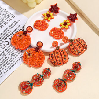 Handmade Pumpkin Beaded Earrings for Women – Autumn Thanksgiving Dangle Jewelry
