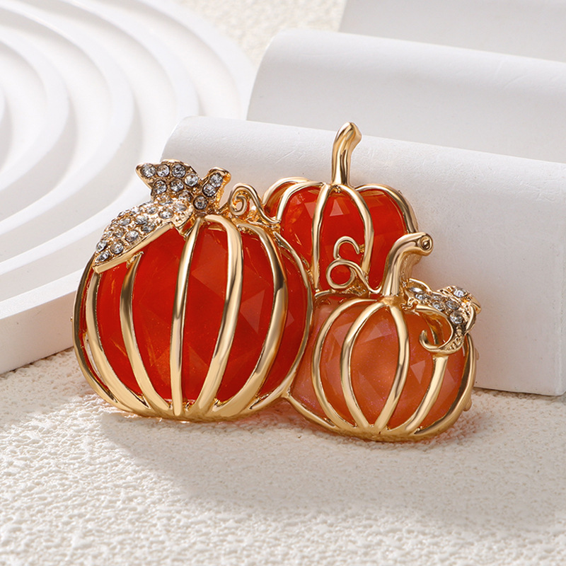 Elegant Pumpkin Enamel Brooch Pin with Rhinestones – Festive Party Accessory - Image 2