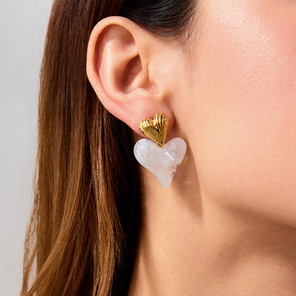 Bohemian Resin Heart Drop Earrings – Dainty Hypoallergenic Fashion Jewelry - Image 3