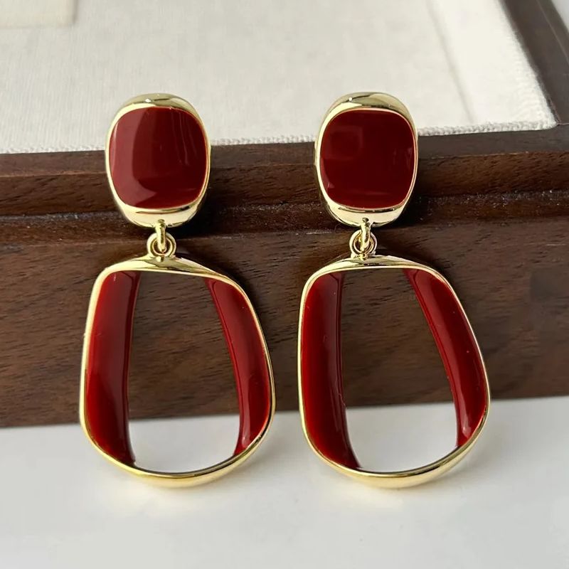 Hollow Out Square Dangle Earrings - Chic Geometric Jewelry for Women
